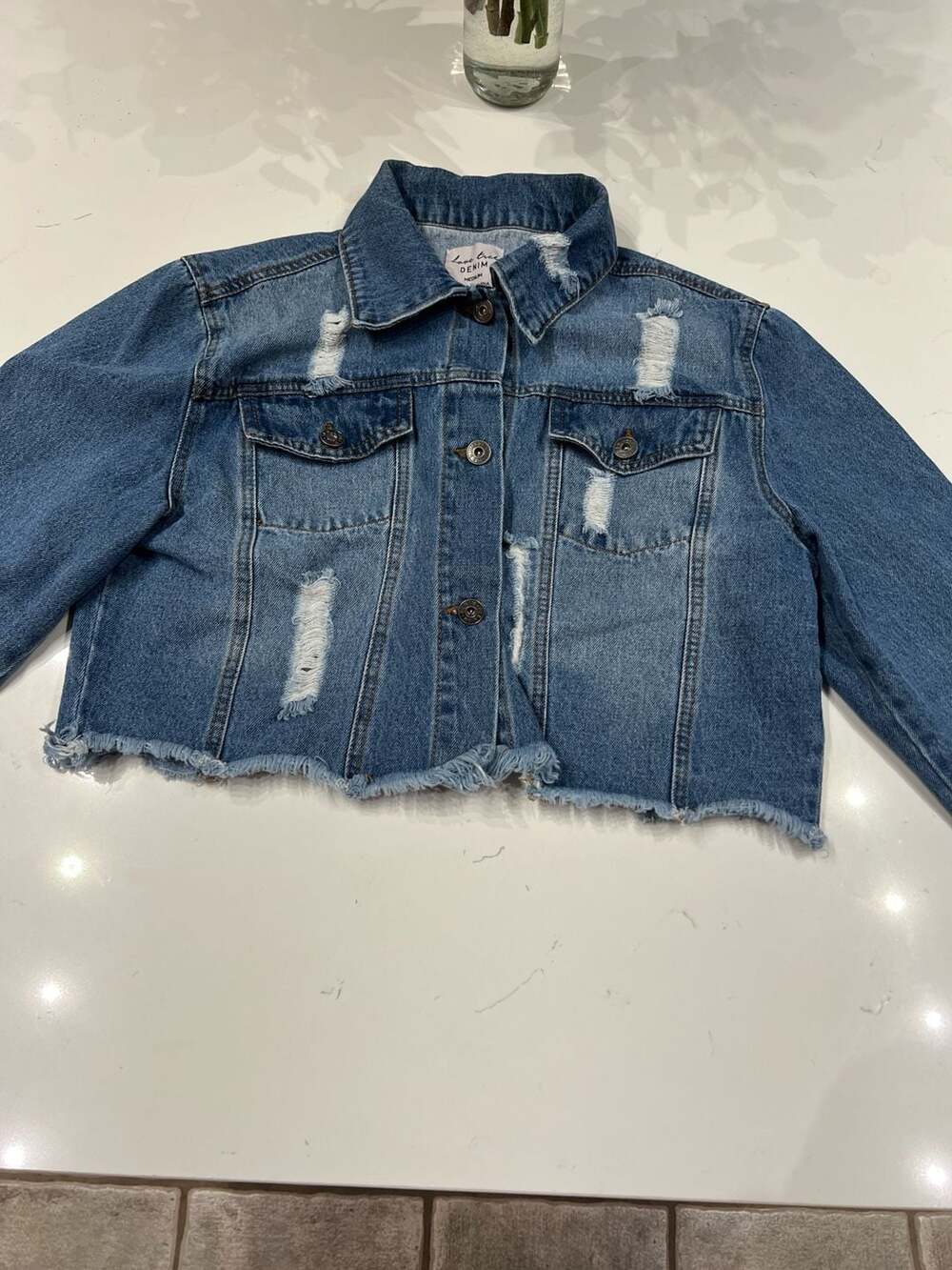 Love Tree Denim Distressed Cropped Denim Jacket Size Medium